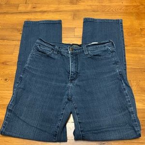 NYDJeans. Not your daughters jeans. Made for Real Women with Real Curves. Size 8